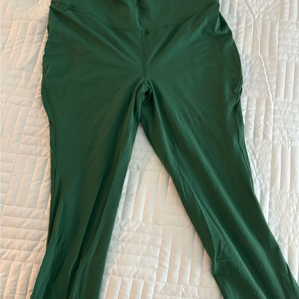 Excellent Used Lululemon crop leggings